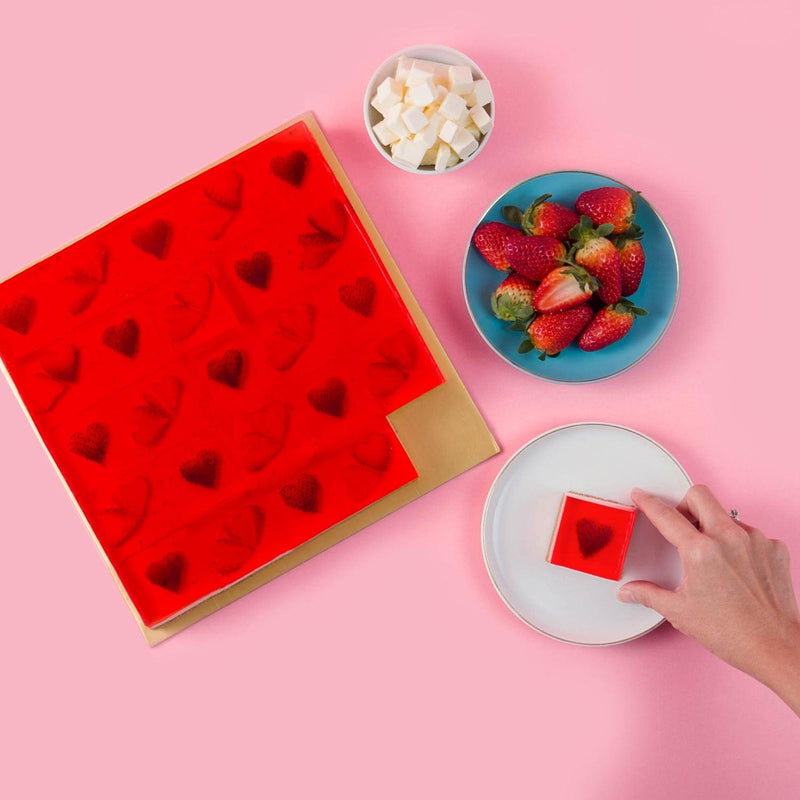 Chocolate and Strawberry Cheesecake Box of 25 pcs